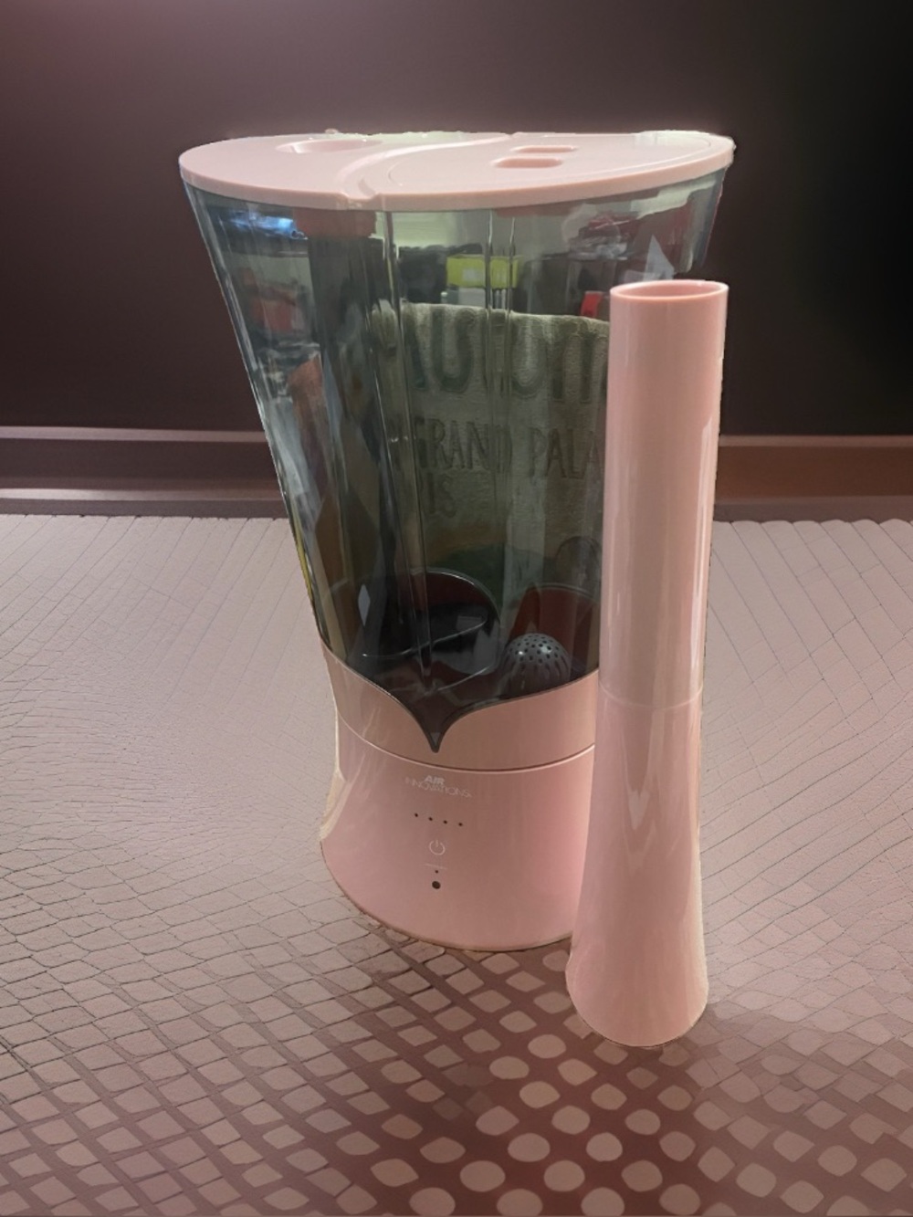 Air Innovations Aromatherapy SensaTouch Humidifier NEW NO REMOTE!